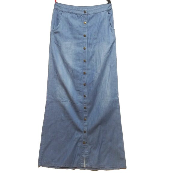 NWOT Lulu's Maxi Skirt Blue Chambray Button Front Boho Western Core Staple Sz S - Picture 1 of 11
